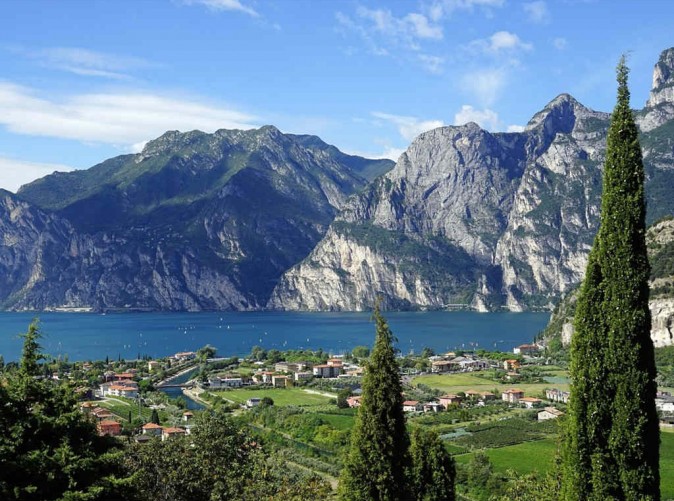 Schoene Aussichten Touristik - pixabay - garda-2147692_1280